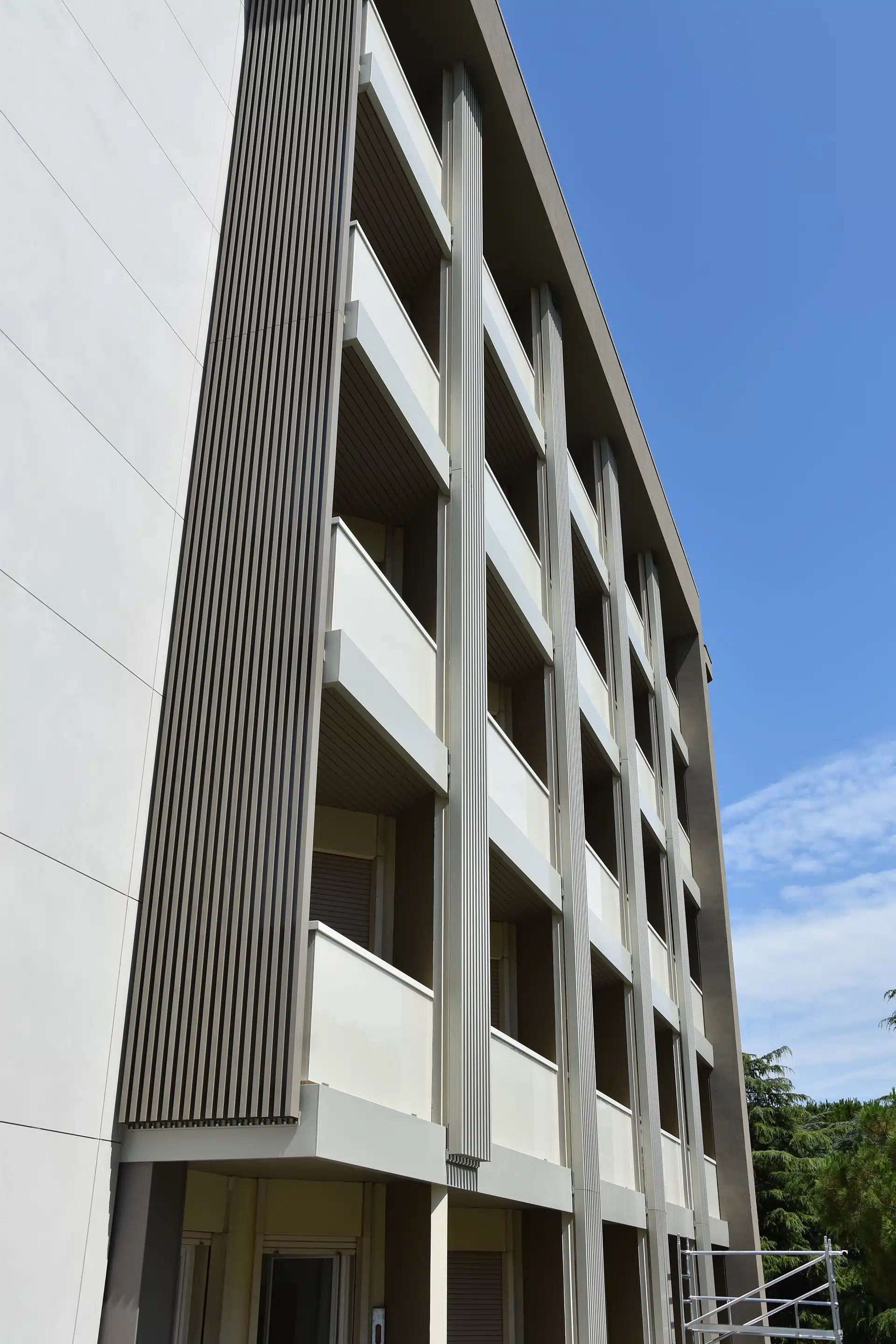 HOTEL CONTINENTAL MONTEGROTTO TERME 4 ALU