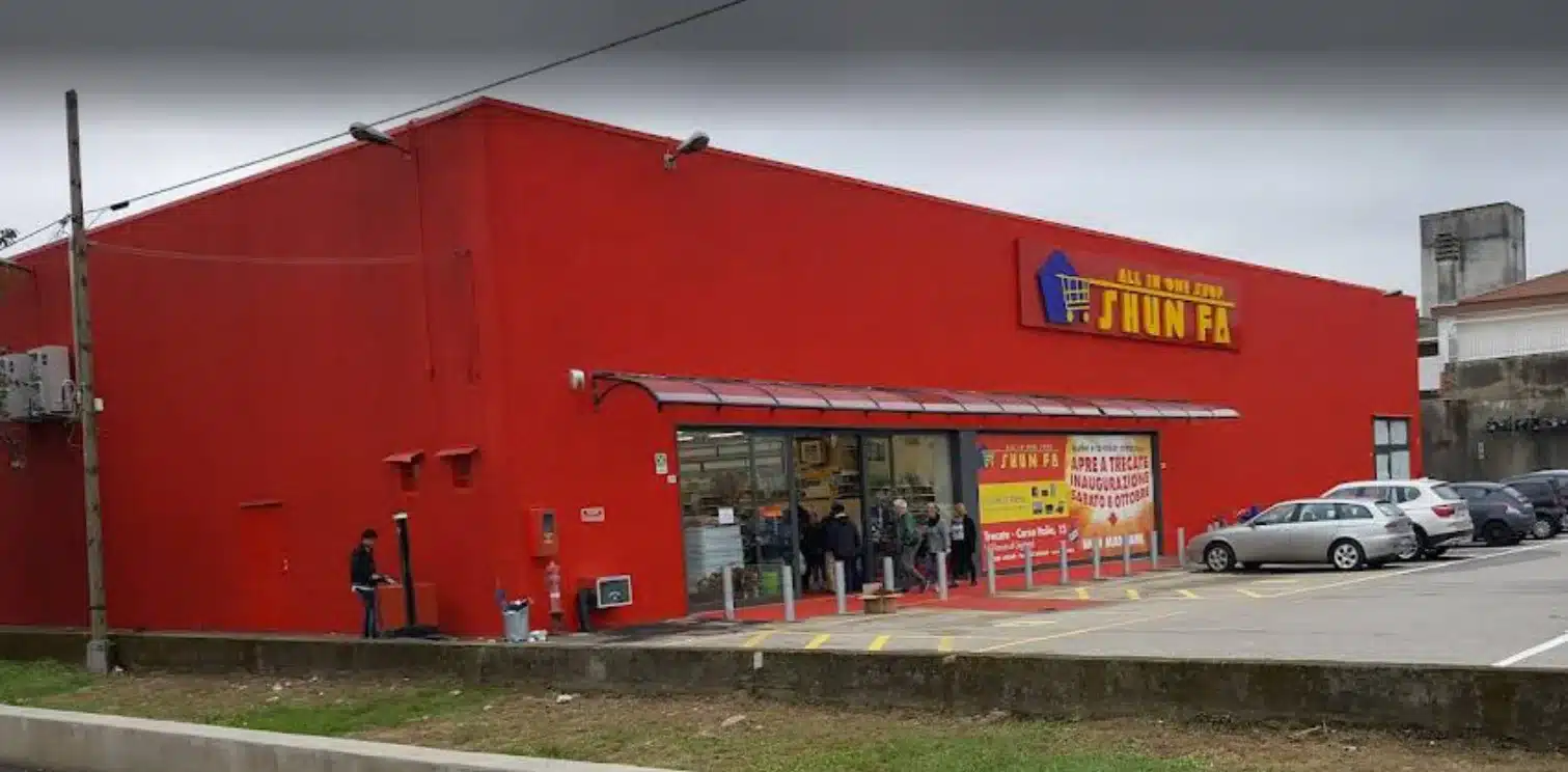 PRIMA-della-ristrutturazione-negozio-shunfa-trecate